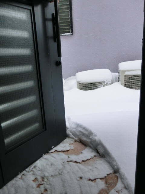 雪が降っても玄関で滑らないために エクステリアnews キロ本店